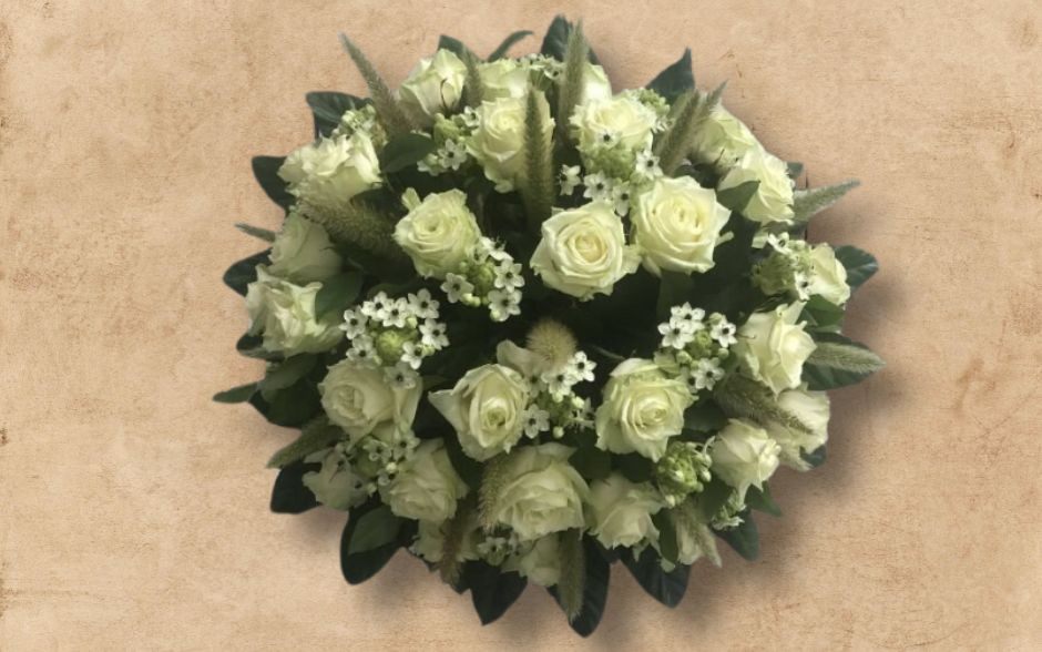 Biedermeiers wit rozen