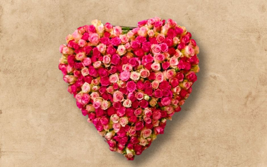 Roze hart rouw boeket