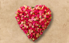 Roze hart rouw boeket
