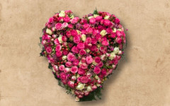 Roze hart rouwstuk